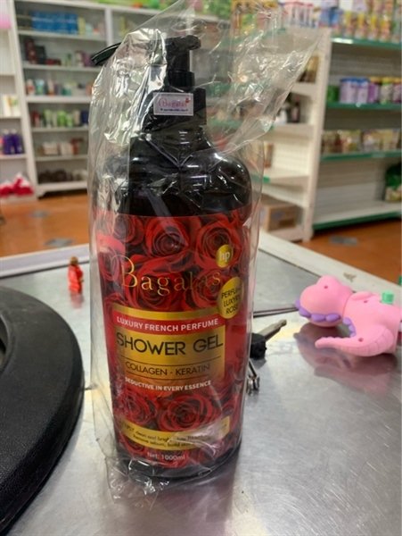 Sữa tắm bagalas đỏ 1000ml