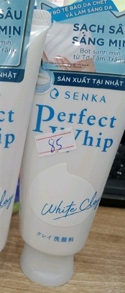 Sữa rửa mặt Senka đất sét trắng