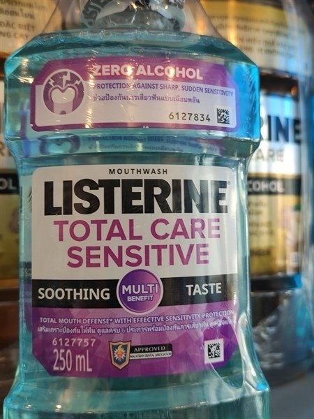 Nước súc miệng Listerine total Care Sensitive 250ml (Chai)