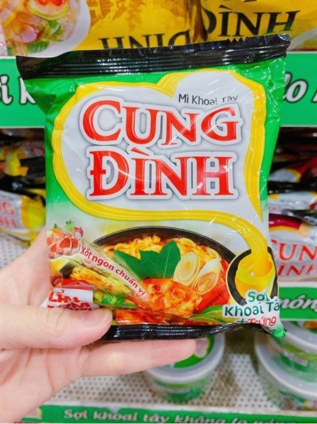Mì Ăn Liền Cung Đình Vị Lẩu Tôm Chua Cay 85Gr (thùng 30 gói)