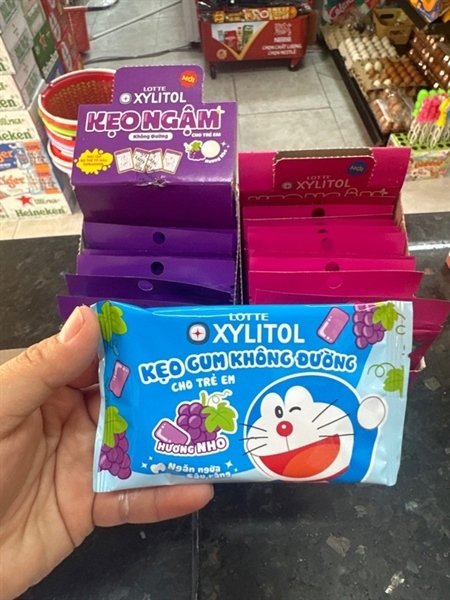 Q. kẹo gum không đường Xylitol Hương nho 8.7g