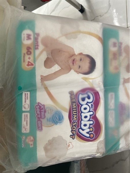 Tã Quần Bobby premium Soft M 60+4 (Bịch)