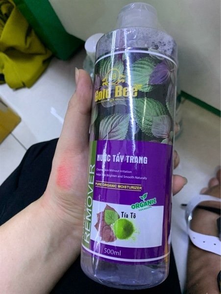Nước tẩy Trang tía tô Gold bee 500ml (Chai)