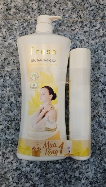 SỮA TẮM FRESH HƯƠNG HOA NGỌC LAN TÂY 1.2KG