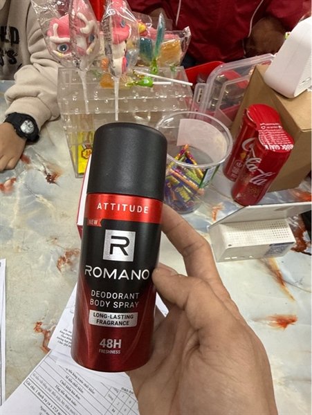 Xịt ngăn mùi Romano attitude 150ml (Chai)