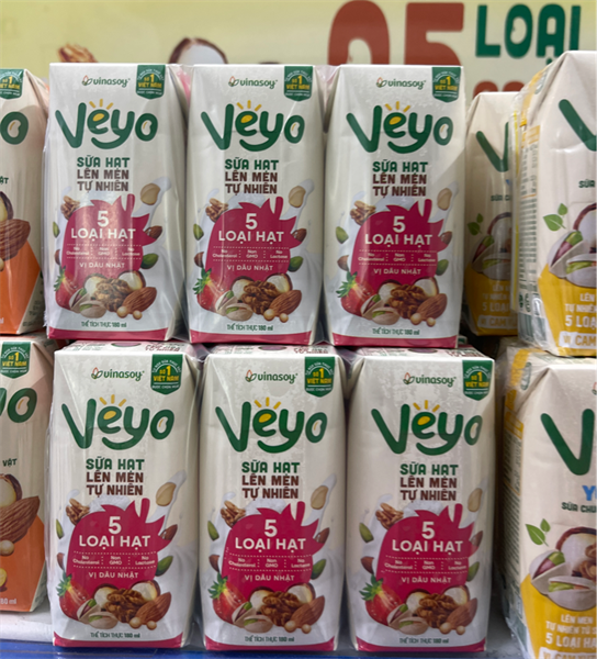 Scu veyo vị dâu Nhật 180ML in (Thùng)