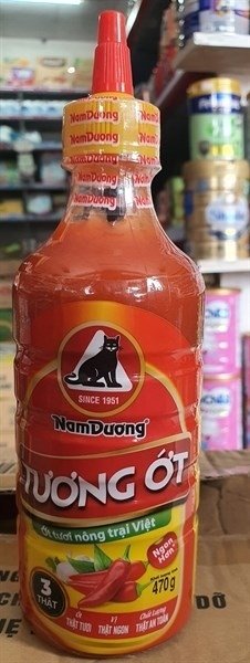Tương Ớt Nam Dương Ớt Tươi Nông Trại Việt 470G (Chai)