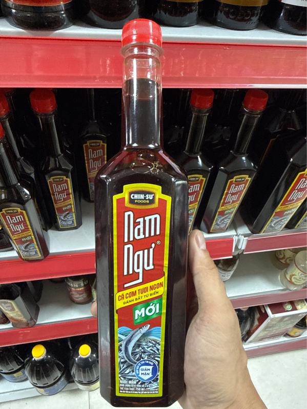 Nam Ngư cá cơm 750ml mới (Thùng 18 chai)
