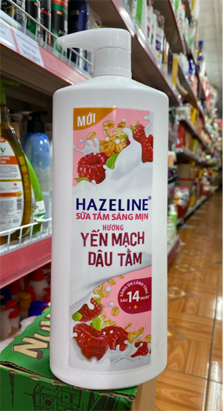 Sữa tắm Hazeline yến mạch dâu tằm 1kg (Chai)