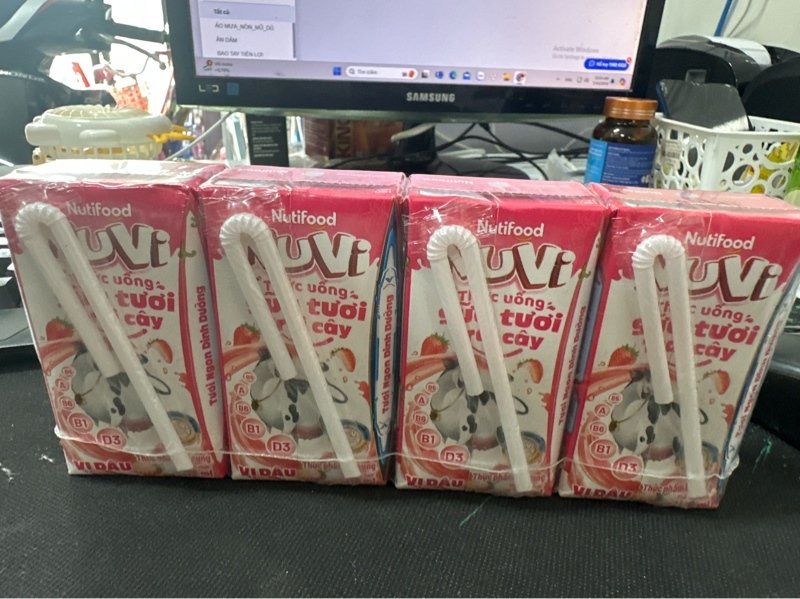 Sữa trái cây Nuvi dâu 110ml (Hộp)