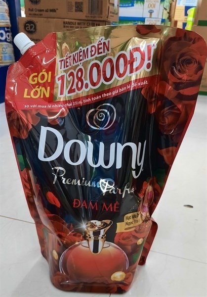 Túi nước xả vải đậm đặc Downy Hương đam mê 2.5L (Túi)