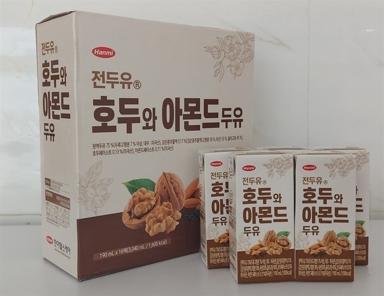 SUA HANH NHAN OC CHO HAN QUOC HANMI 190ML/16 HOP
