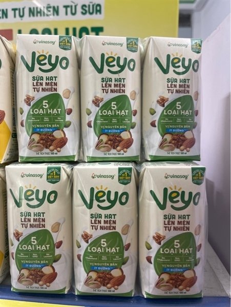 SỮA CHUA VEYO 5 LOẠI HẠT 180ML (loc 3)