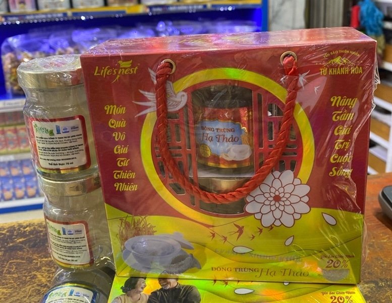 Yến sào Lifes Nest Đông Trùng Hạ Thảo 420g