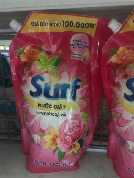 Nước giặt Surf Hương phấn Cỏ hoa diệu kì 2,9kg (Túi)
