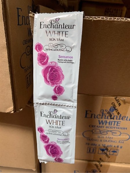 Sữa Tắm Enchanteur Sensation 6Gr Dây 10 Gói