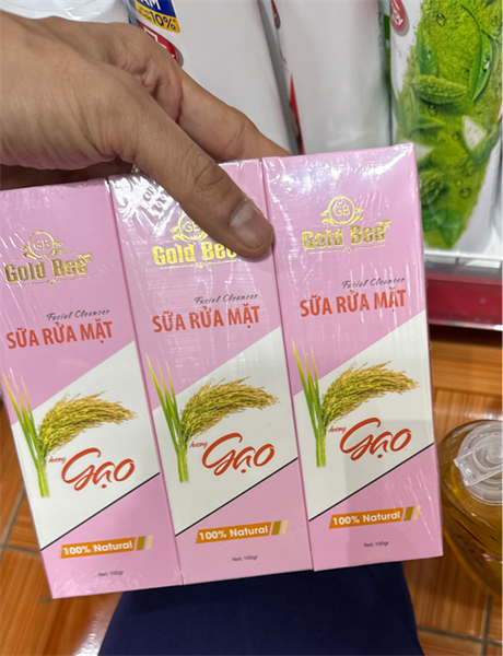 Sữa rửa mặt Gold bee gạo 100G (Tuýp)