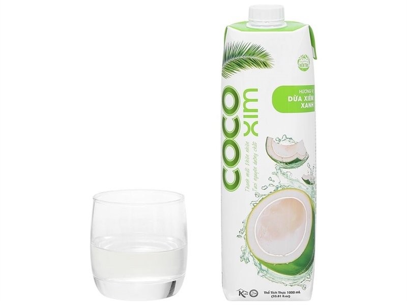 Nước dừa xiêm xanh Cocoxim 1 lít (Chai lạnh)
