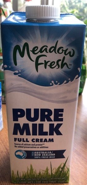 Sữa tươi không đường Meadow Fresh hộp 1L