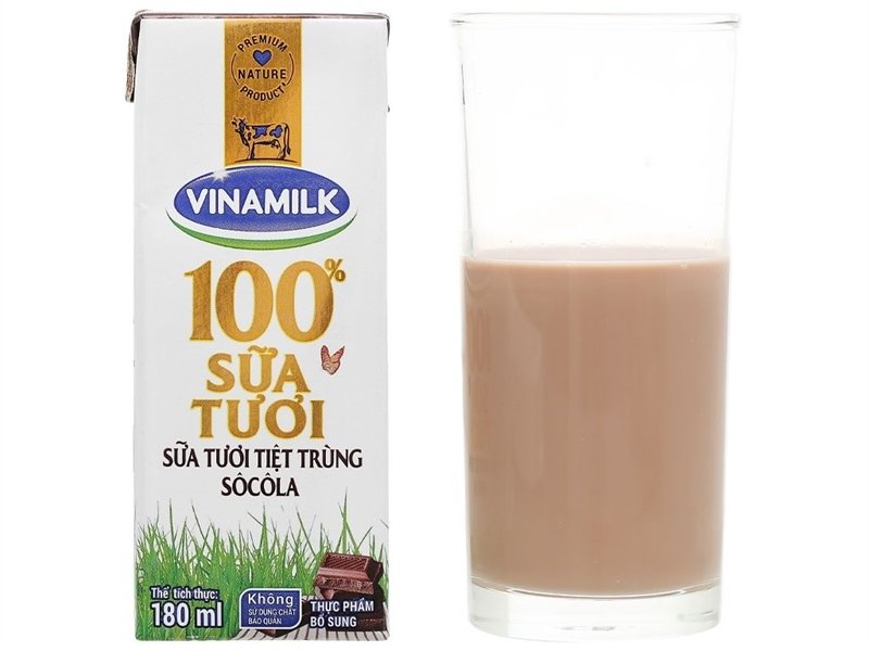 SỮA TƯƠI 100% VINAMILK SOCOLA lốc 4 hộp 180ML (Hộp)
